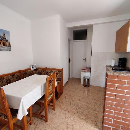 Apartment Ljubica Vrsar Buitenkant foto